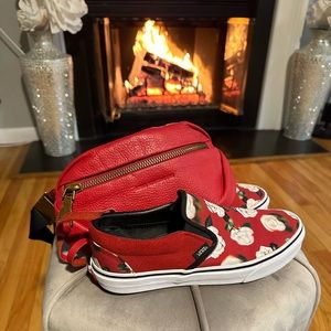 Pre owned gently worn Vans slip on 7.5 men’s 8.5-9 women and Fanny pack bundle